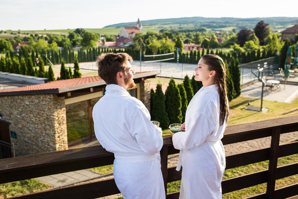 Wellness Hotel Happy Star Hnanice  Exteriör bild
